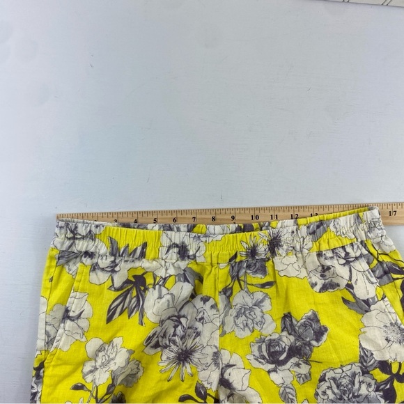 Kut from the Kloth Jansen Yellow Japanese Floral Printed 100% Linen Shorts Sz 10 - Picture 12 of 14